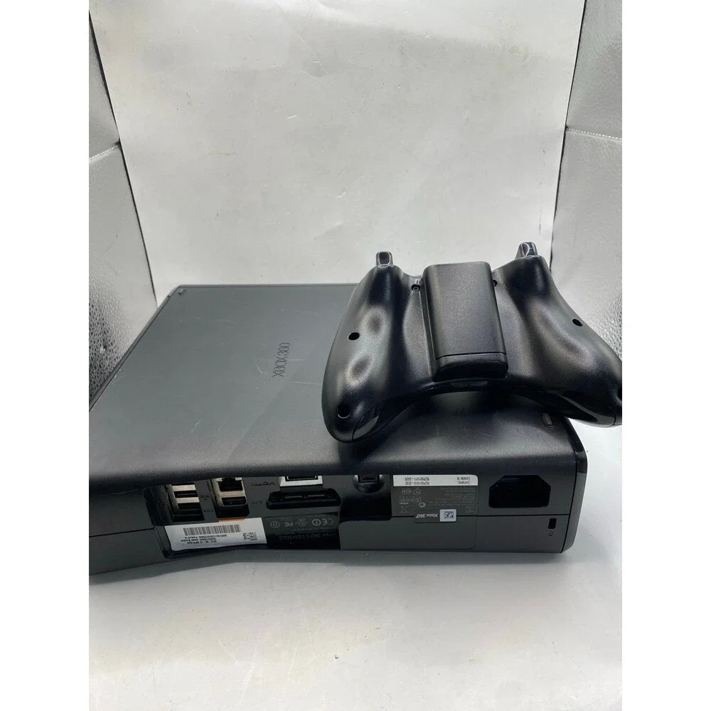 Microsoft Xbox 360 Slim Black 4GB Bundle + wireless Controller TESTED Authentic